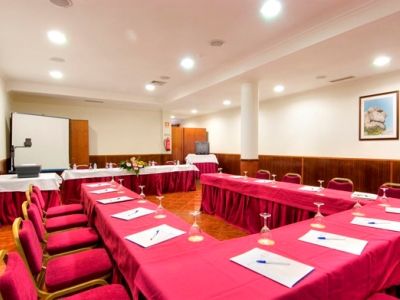 Hotel Eurosol Gouveia 3*